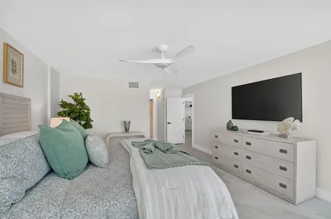 3546 S Ocean Boulevard South Palm Beach FL 33480
