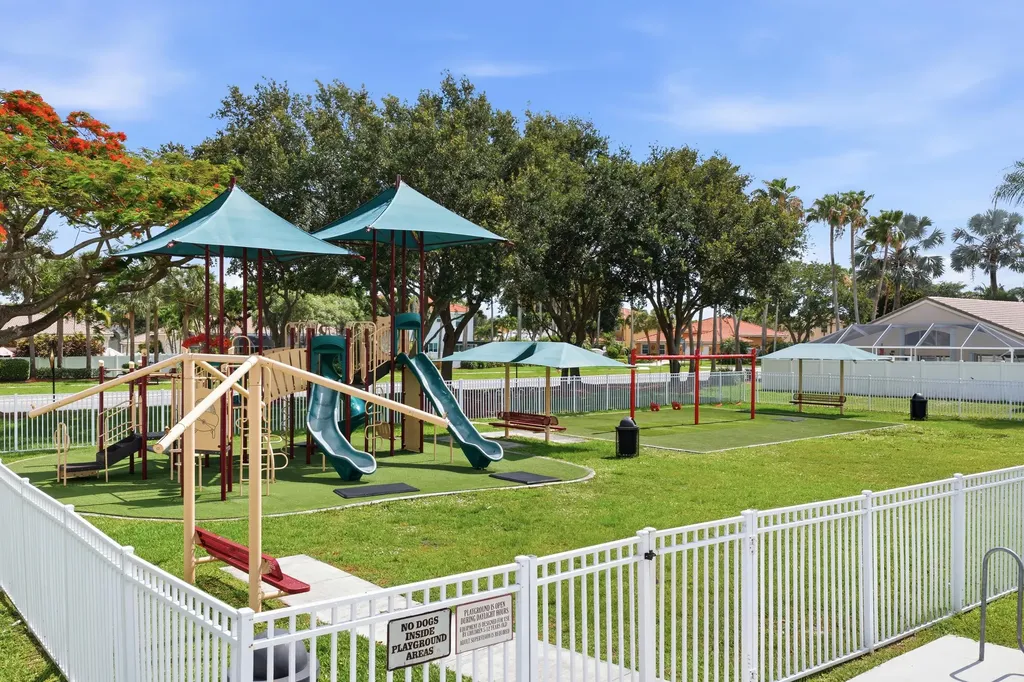 5317 Oakmont Village Circle Lake Worth FL 33463