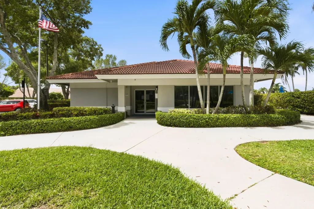 5317 Oakmont Village Circle Lake Worth FL 33463