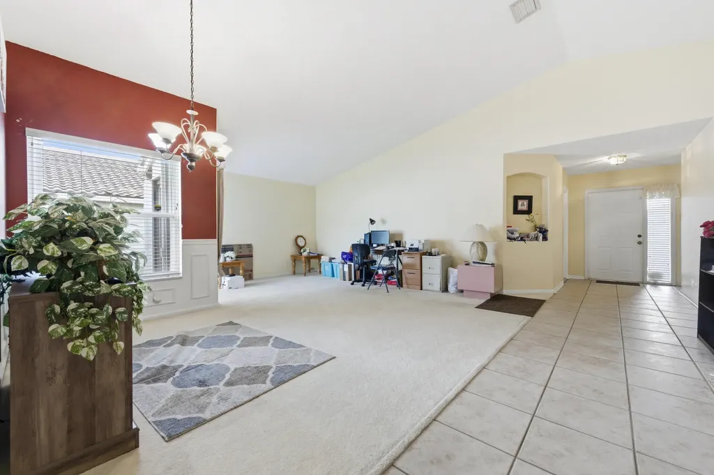 5317 Oakmont Village Circle Lake Worth FL 33463