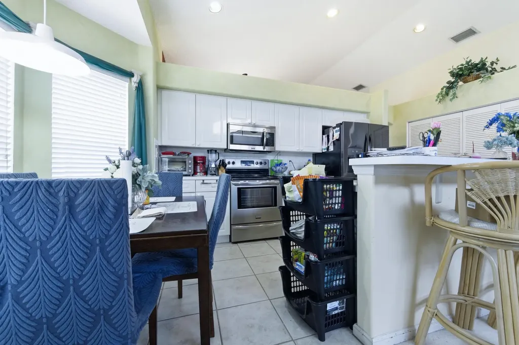 5317 Oakmont Village Circle Lake Worth FL 33463