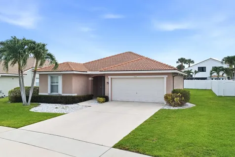5317 Oakmont Village Circle Lake Worth FL 33463