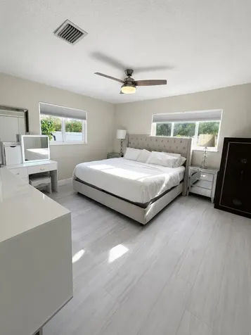 460 SW 55th Avenue Plantation FL 33317