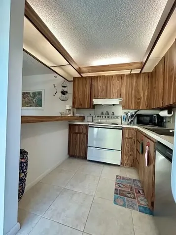 6166 SE Riverboat Drive Stuart FL 34997