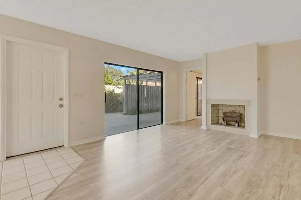 1304 13th Lane Palm Beach Gardens FL 33418