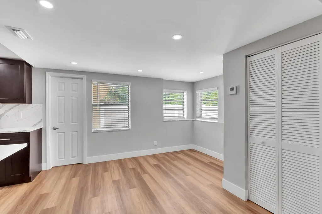 125 E Hart Street Lantana FL 33462