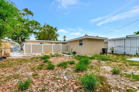 125 E Hart Street Lantana FL 33462