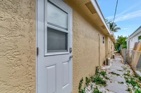 125 E Hart Street Lantana FL 33462