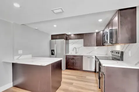 125 E Hart Street Lantana FL 33462
