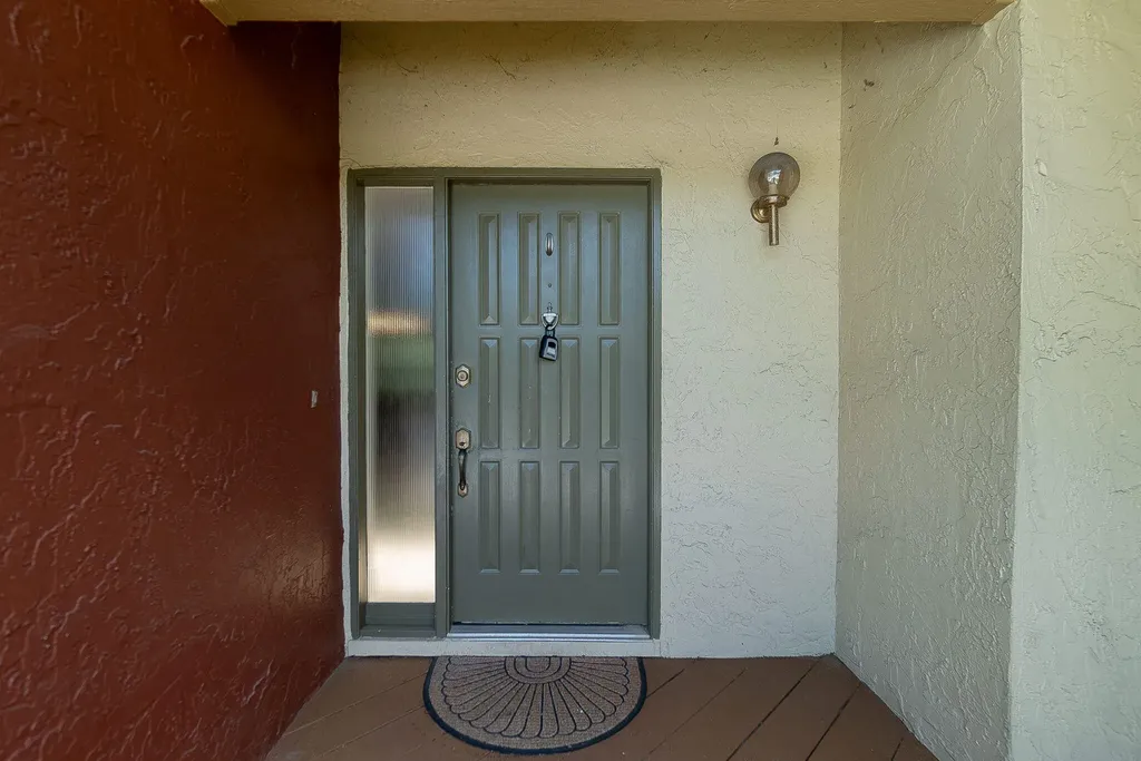 13095 Belhaven Court Wellington FL 33414