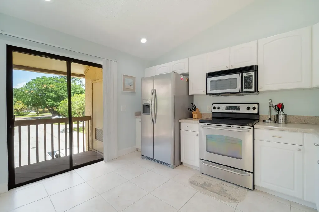 13095 Belhaven Court Wellington FL 33414