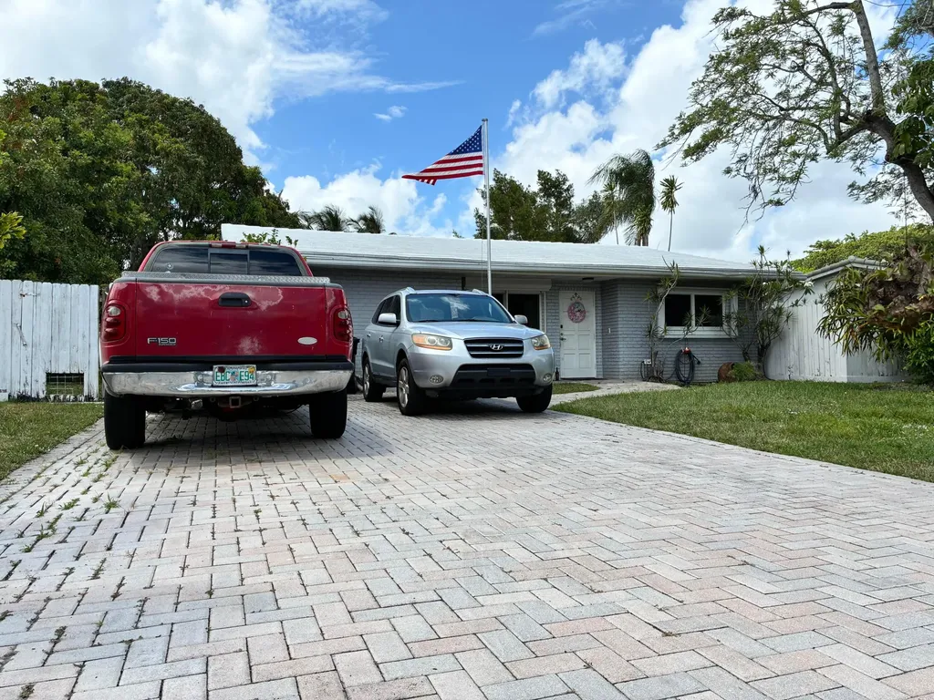 3181 NW 66th Street Fort Lauderdale FL 33309