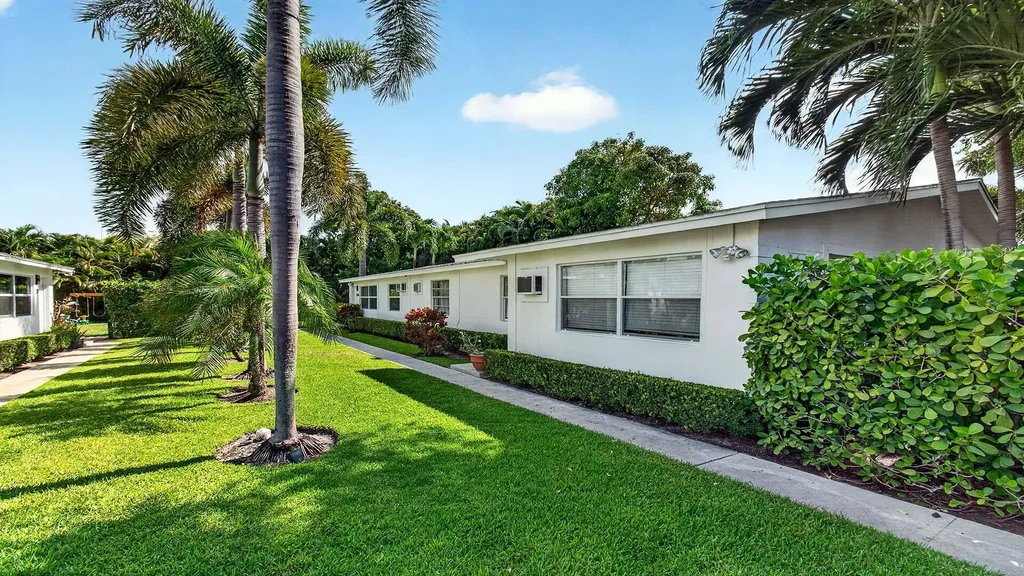 233 NE 13th Street Delray Beach FL 33444