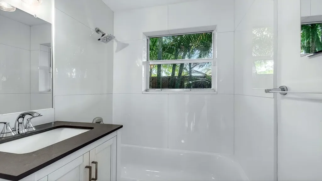 233 NE 13th Street Delray Beach FL 33444
