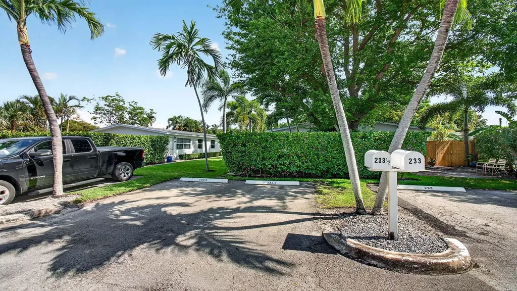 233 NE 13th Street Delray Beach FL 33444
