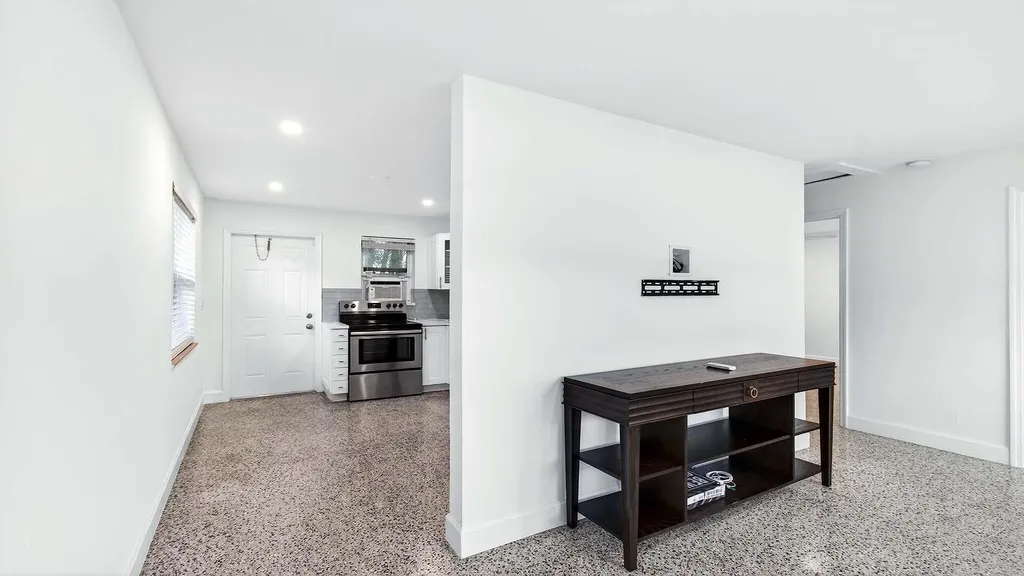 233 NE 13th Street Delray Beach FL 33444