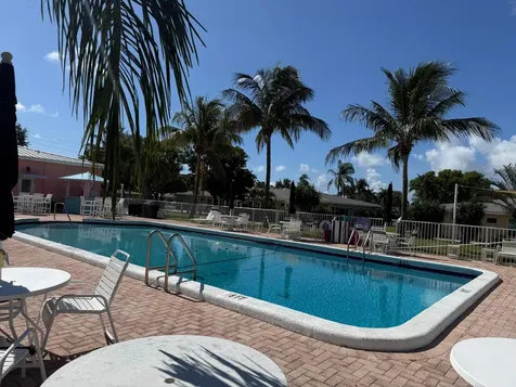 255 South Boulevard Boynton Beach FL 33435