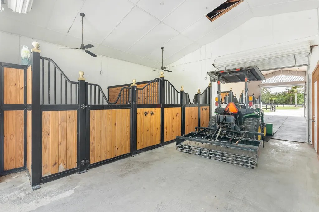 13230 Running Water Road Palm Beach Gardens FL 33418