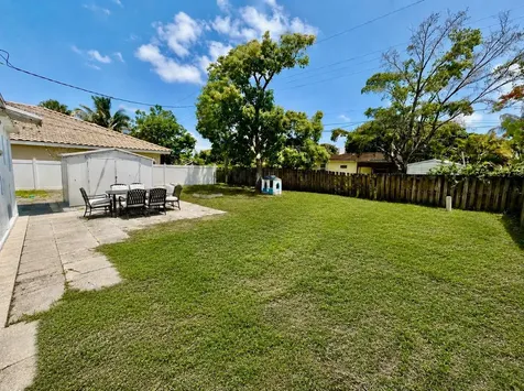 818 Glenridge Drive West Palm Beach FL 33405