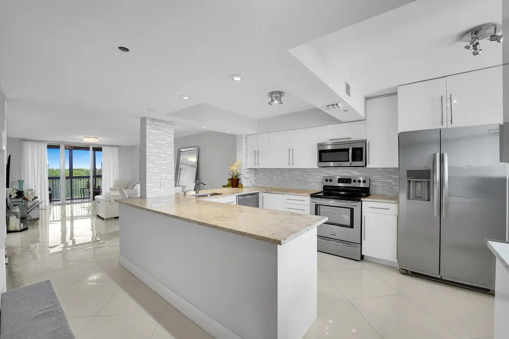 1266 S Military Trail Deerfield Beach FL 33442