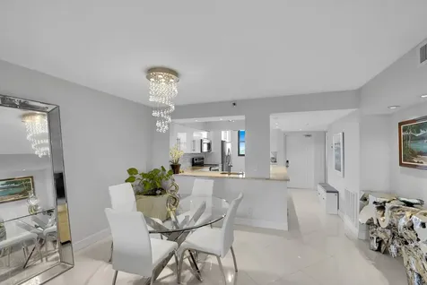 1266 S Military Trail Deerfield Beach FL 33442