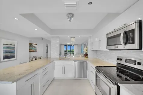 1266 S Military Trail Deerfield Beach FL 33442