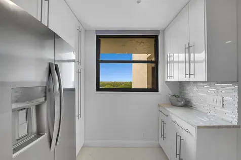 1266 S Military Trail Deerfield Beach FL 33442