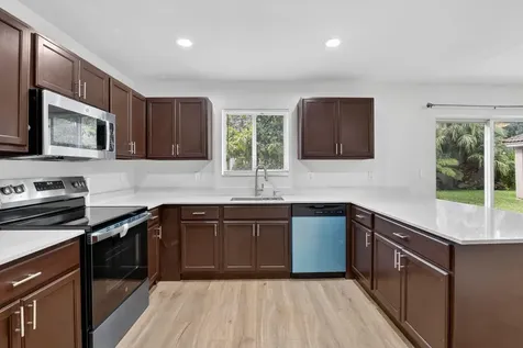 10772 SW 14th Place Davie FL 33324