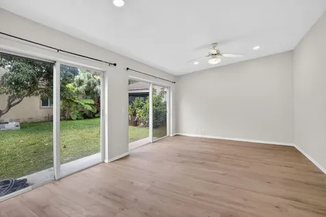 10772 SW 14th Place Davie FL 33324