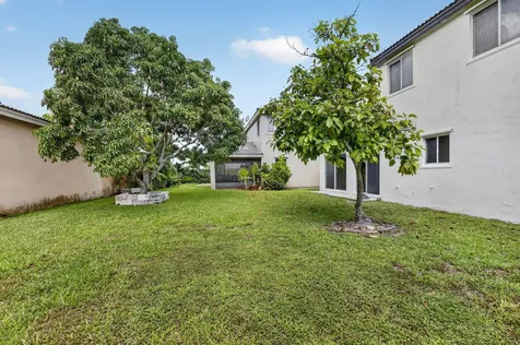10772 SW 14th Place Davie FL 33324