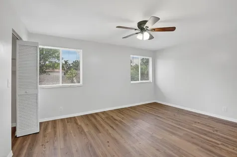 10772 SW 14th Place Davie FL 33324