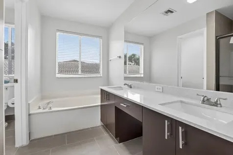 10772 SW 14th Place Davie FL 33324