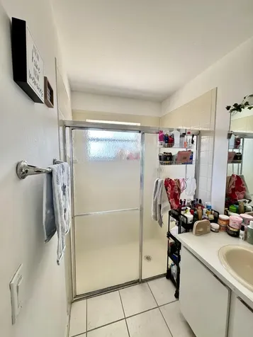 8600 NW 193rd Terrace Hialeah FL 33015
