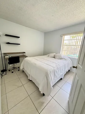 8600 NW 193rd Terrace Hialeah FL 33015