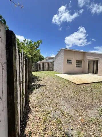 8600 NW 193rd Terrace Hialeah FL 33015