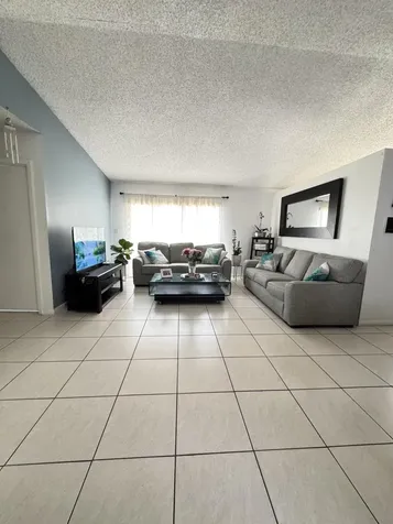 8600 NW 193rd Terrace Hialeah FL 33015