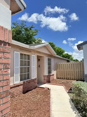 8600 NW 193rd Terrace Hialeah FL 33015