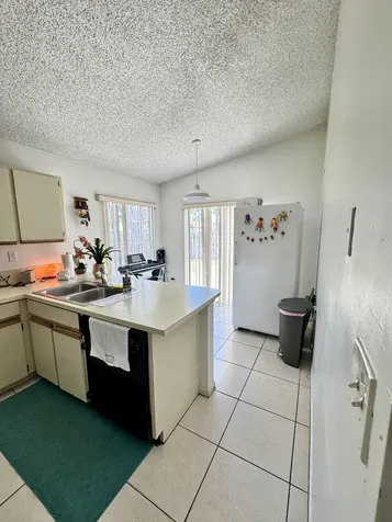 8600 NW 193rd Terrace Hialeah FL 33015