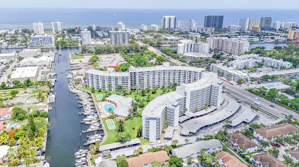 2731 NE 14th Street Causeway Pompano Beach FL 33062