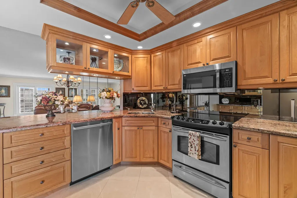2731 NE 14th Street Causeway Pompano Beach FL 33062
