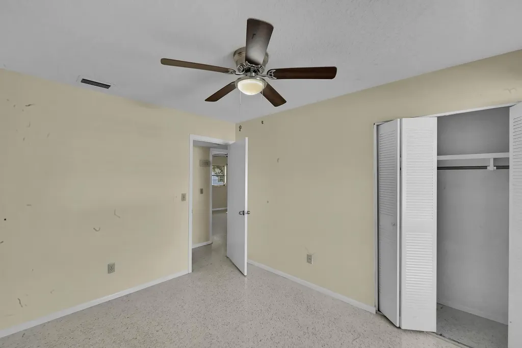 160 NE Bracken Road Port St Lucie FL 34983