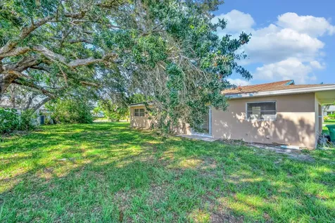 160 NE Bracken Road Port St Lucie FL 34983