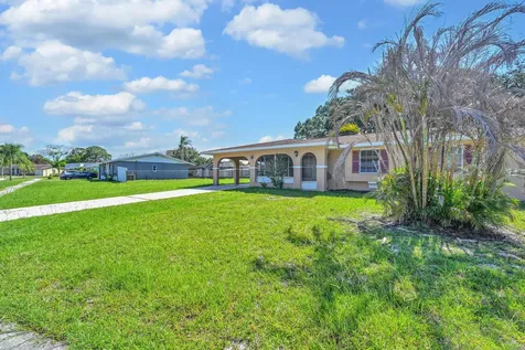 160 NE Bracken Road Port St Lucie FL 34983