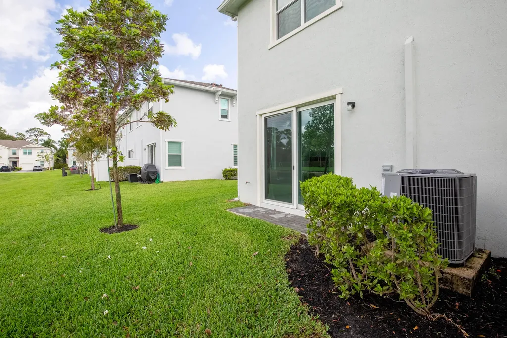 5331 Flannigan Way Lake Worth FL 33463