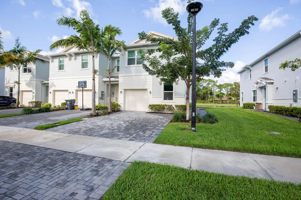 5331 Flannigan Way Lake Worth FL 33463