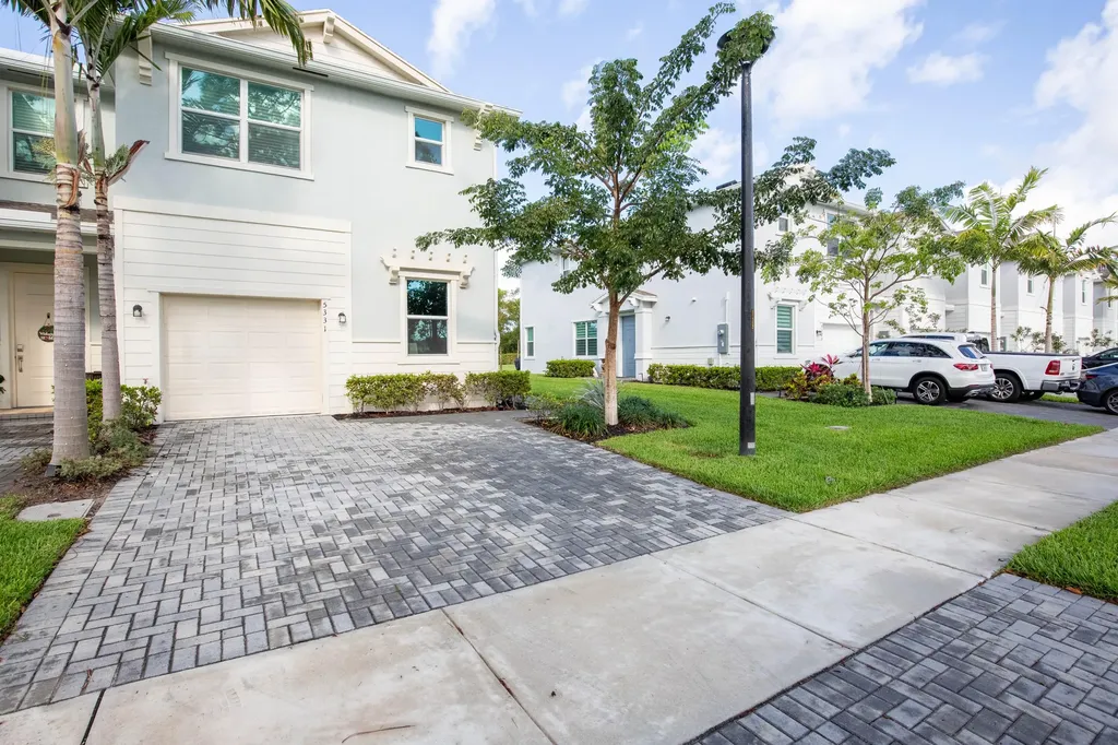 5331 Flannigan Way Lake Worth FL 33463