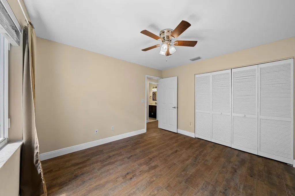 11595 S Quayside Drive Cooper City FL 33026