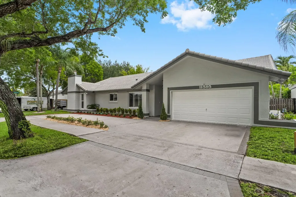 11595 S Quayside Drive Cooper City FL 33026