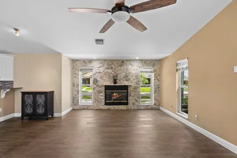 11595 S Quayside Drive Cooper City FL 33026