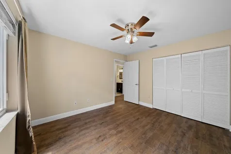 11595 S Quayside Drive Cooper City FL 33026